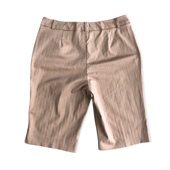 New York & Company Capris - Picture 2 of 5